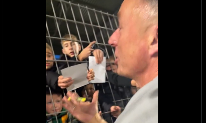 Tak Tomasz Hajto UPOMINA młodego kibica!